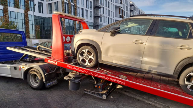 Remorquage tous véhicules voiture, moto, camion, bus